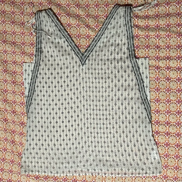 LOFT Black and White Sleeveless Tank Top | Size M | Lightweight 100% Cotton - Picture 3 of 6